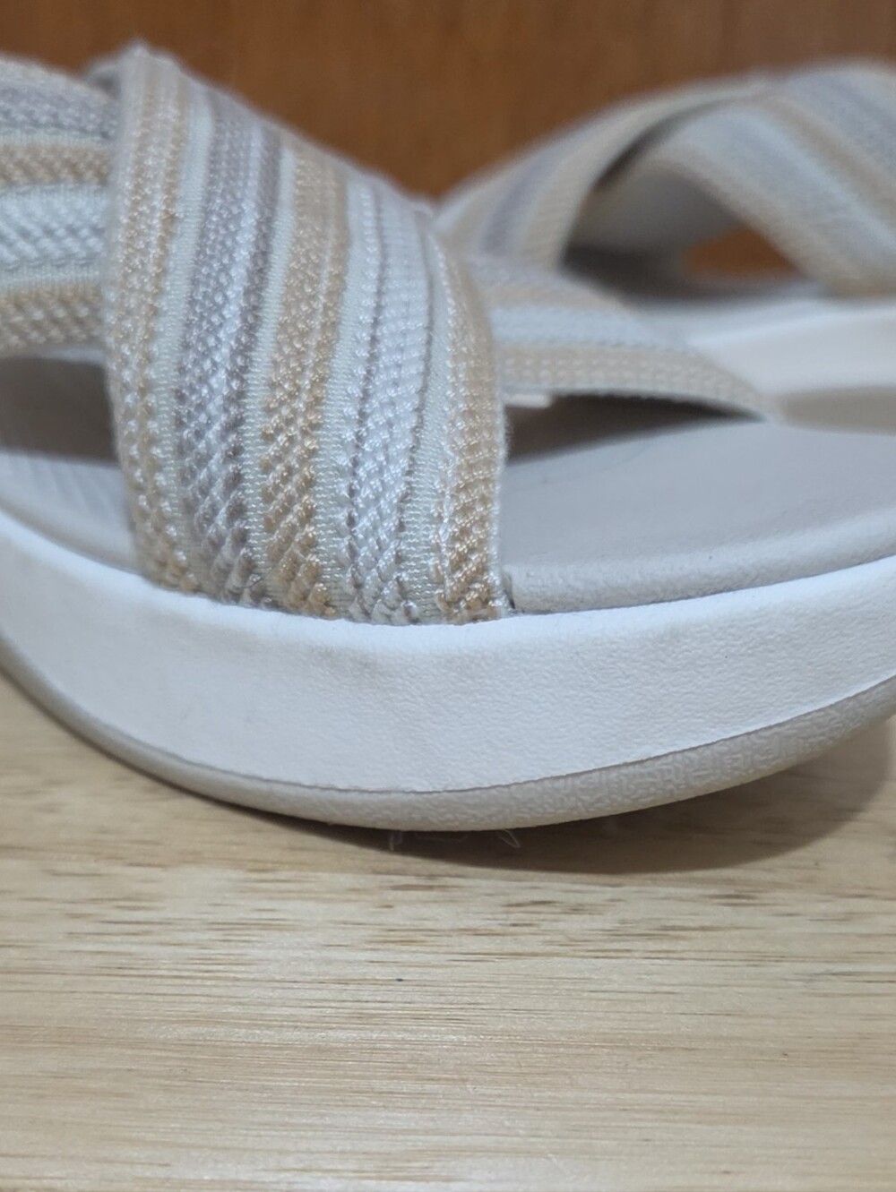 Clarks Cloudsteppers Womens 8M Cross Strap Slide Wedge Sandal Beige - Picture 11 of 14